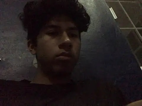 Snapshot of Mangopitudo chatting on January 15, 2025, 12:41 am Mangopitudo online show from January 15, 2025, 12:41 am