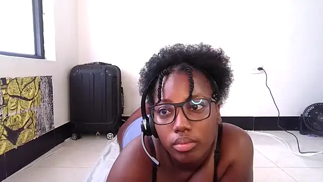 Ashaichious online show from October 17, 2025, 6:32 pm