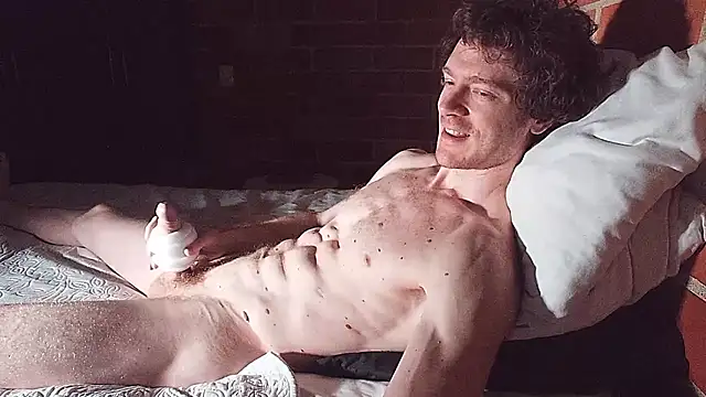 warrenkener online show from September 21, 2025, 4:39 am