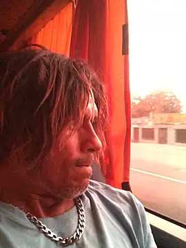 kvr27 online show from February 12, 2026, 12:05 pm