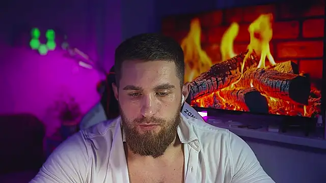 Snapshot of Sweeet__boy chatting on February 15, 2026, 8:41 pm Sweeet boy online show from February 15, 2026, 8:41 pm