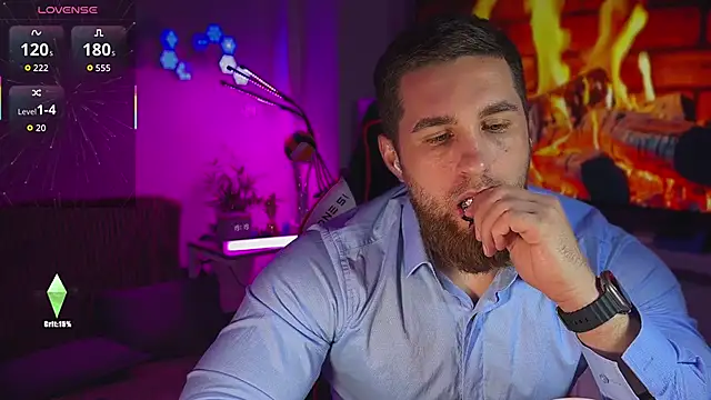 Snapshot of Sweeet__boy chatting on February 24, 2026, 4:19 pm Sweeet boy online show from February 24, 2026, 4:19 pm