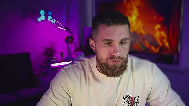 Snapshot of Sweeet__boy chatting on February 7, 2026, 1:08 pm Sweeet boy online show from February 7, 2026, 1:08 pm