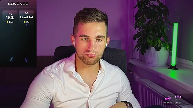 Sweeet  boy online show from October 8, 2025, 9:59 pm