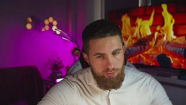 Snapshot of Sweeet__boy chatting on February 16, 2026, 12:04 pm Sweeet boy online show from February 16, 2026, 12:04 pm