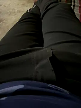 u wan me online show from November 27, 2025, 10:59 am