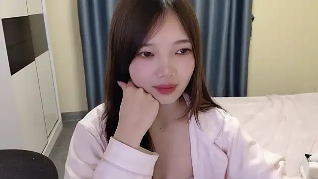 Snapshot of Doki-- chatting on January 4, 2025, 6:51 pm Doki-- online show from January 4, 2025, 6:51 pm