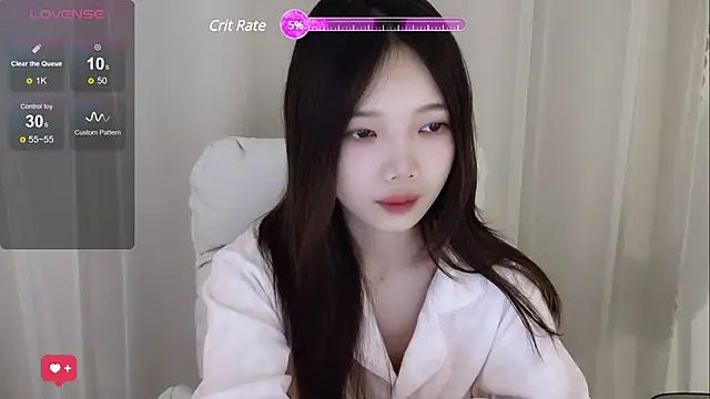 Snapshot of Doki-- chatting on February 9, 2025, 1:25 pm Doki-- online show from February 9, 2025, 1:25 pm