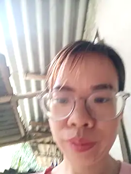   Mai-love19   online show from April 18, 2026, 8:49 am