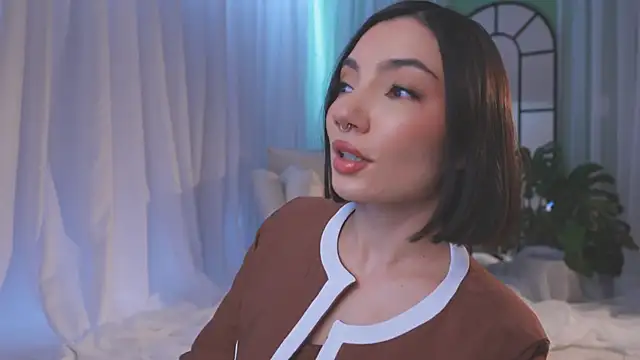 AmyArmstrong online show from March 19, 2026, 9:15 pm