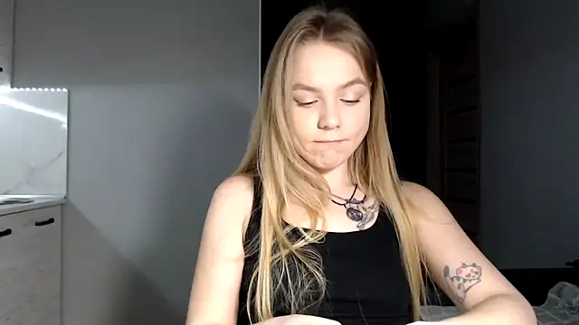 Snapshot of Sunbeam_ chatting on March 3, 2026, 8:05 pm Sunbeam online show from March 3, 2026, 8:05 pm