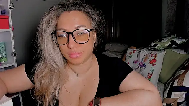 CumOnMy Tits online show from March 14, 2026, 3:01 am