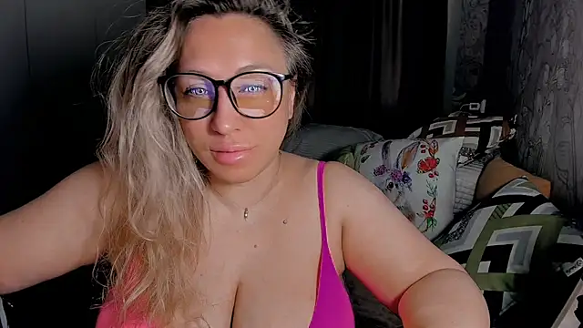 CumOnMy Tits online show from April 5, 2026, 1:56 am
