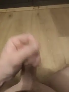 M-1985 online show from November 28, 2025, 4:18 pm