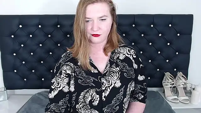 Snapshot of LaraDream chatting on February 28, 2025, 1:47 am LaraDream online show from February 28, 2025, 1:47 am