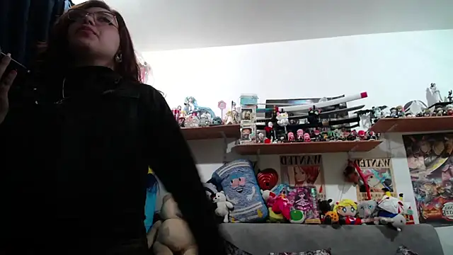 Snapshot of soficammy chatting on February 4, 2026, 11:22 pm soficammy online show from February 4, 2026, 11:22 pm