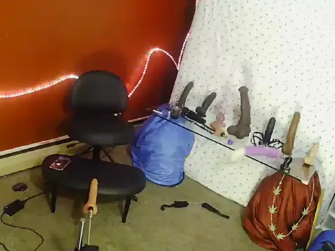 PartyPawgGirl420 online show from January 13, 2026, 2:59 am