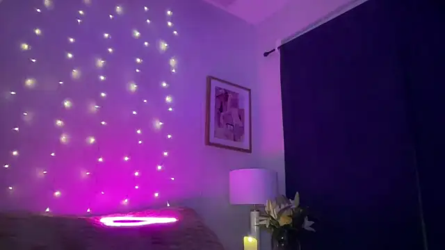 Fitnessbabe69 online show from November 6, 2025, 6:28 am