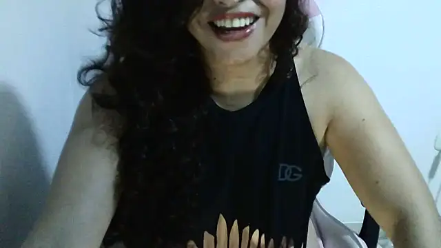 Snapshot of oso34hot chatting on October 6, 2025, 1:56 pm oso34hot online show from October 6, 2025, 1:56 pm