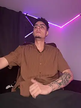 Snapshot of bigryann23 chatting on January 18, 2026, 2:59 am bigryann23 online show from January 18, 2026, 2:59 am