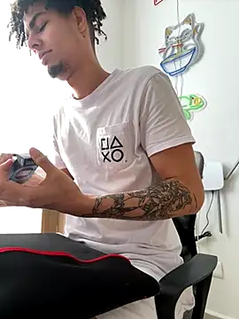 bigryann23 online show from November 9, 2025, 9:30 pm