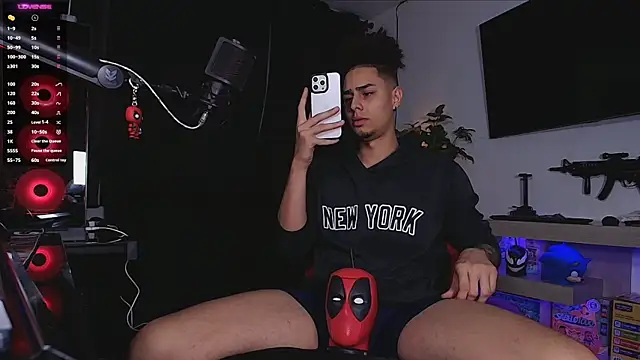 bigryann23 online show from March 15, 2025, 3:40 am