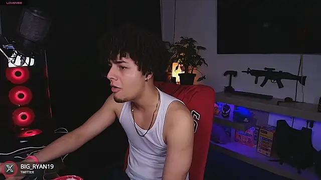 bigryann23 online show from March 20, 2025, 3:23 am